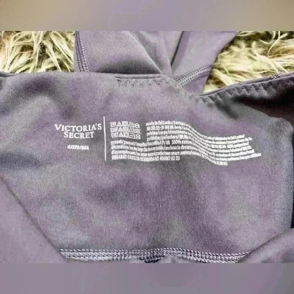 Victoria Secret Stormy Gray Workout Leggings Size 4 - Picture 3 of 4